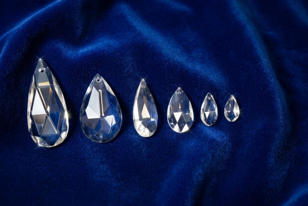 Bohemian Faceted Pear Drops (Teardrop Pendeloques)