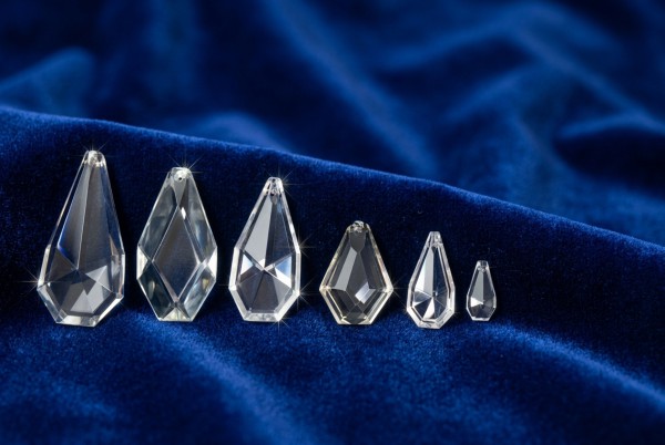 Square Cut Pear Drops (Flat-Base / Diamond Octagon Pendeloques)
