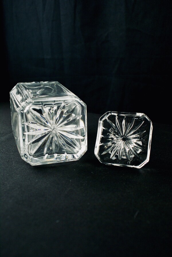 Crystal Square Decanter - Image 4
