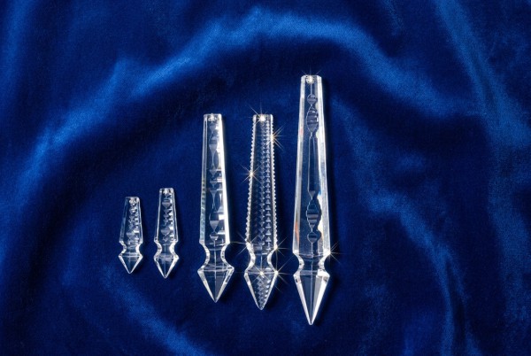 Cut & Decorated Albert Spears (Intaglio & Notch-Cut Prisms)